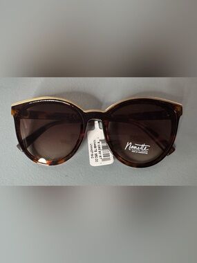 Nanette Lepore Brown Tortoise shell leopard Round Sunglasses with Gold Trim